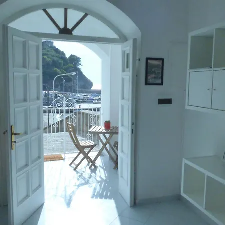 Maida Apartment *
